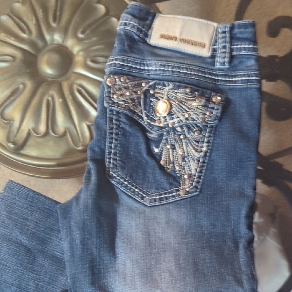 Stylish Blue Skinny Jeans with Embellished Pocket - Picture 1 of 5